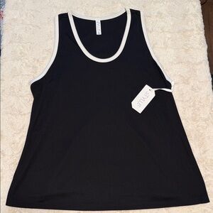 STYLUS Women's Black and White Tank Top